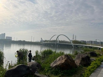 Jinji-bridge-to-Crown-Plaza3
