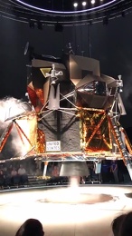 A11-Lunar-Lander